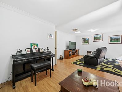 37B Ravenhill Road, Thornlie WA 6108