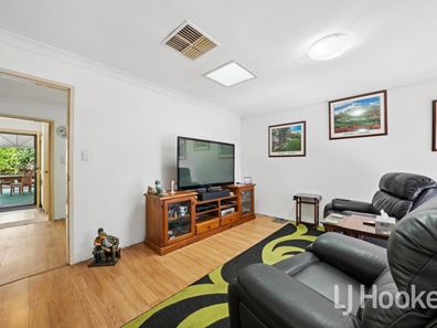 37B Ravenhill Road, Thornlie WA 6108