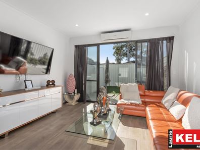 1/393 Abernethy  Road, Cloverdale WA 6105