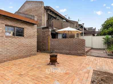 10/224-226 Steere Street North, Collie WA 6225