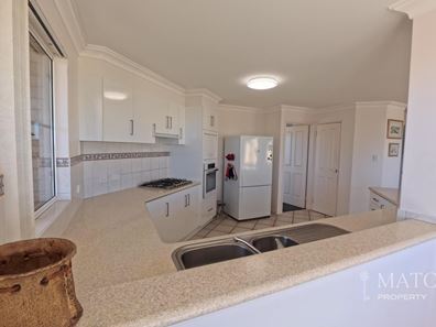 14 Turton Heights, Dongara WA 6525