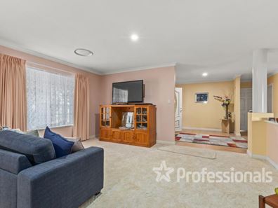 13 Third Street, Harvey WA 6220