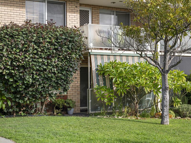 2/4 Villiers Street, Yokine