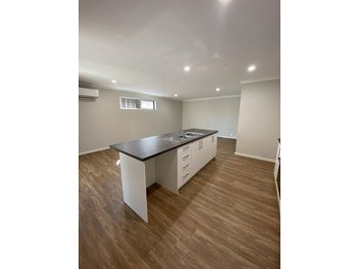 312C Wharf Street, Queens Park WA 6107