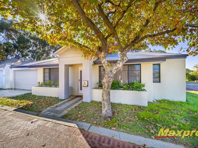 27 Yaroomba Place, Clarkson WA 6030