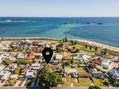 2/9-11 Gloucester Ave, Shoalwater WA 6169