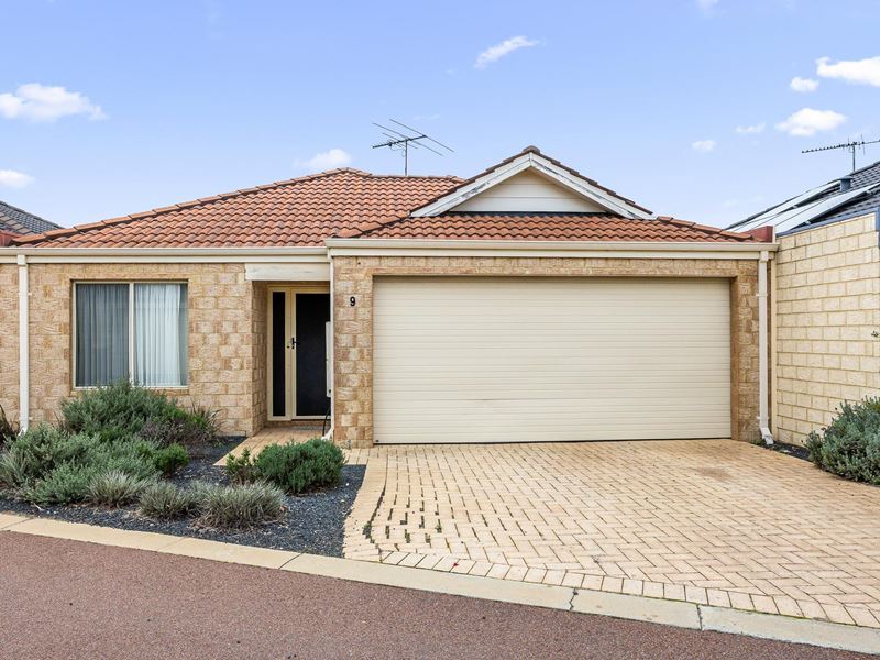 9/1 Cottonwood Drive, Baldivis WA 6171