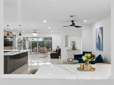 15 Berkshire Approach, Piara Waters WA 6112