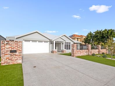 22 Buckingham  Drive, Wannanup WA 6210