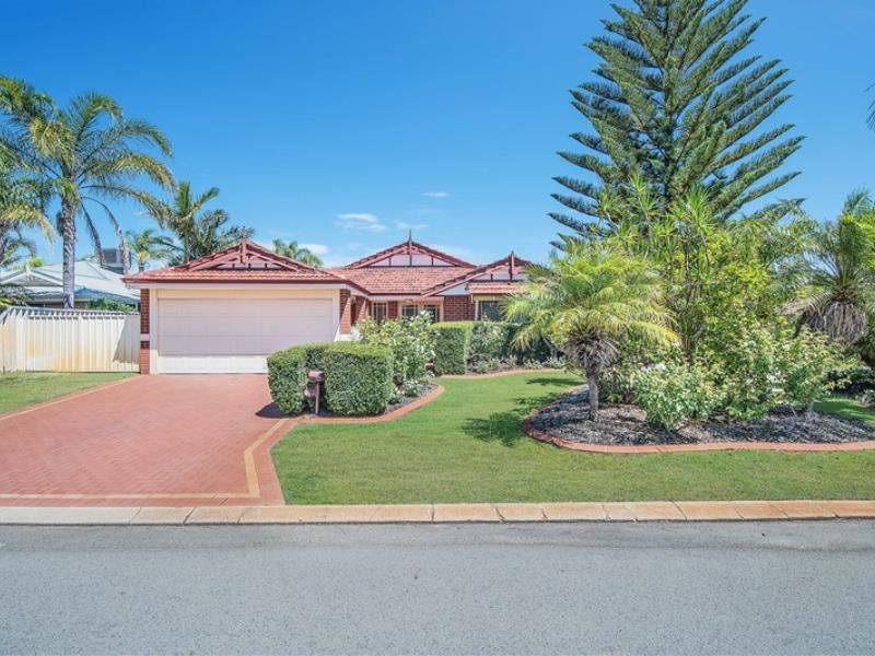 22 TRITONIA RISE, Thornlie WA 6108