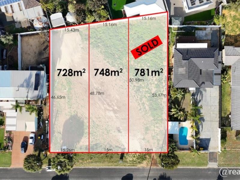 11 Peter Street, Halls Head WA 6210