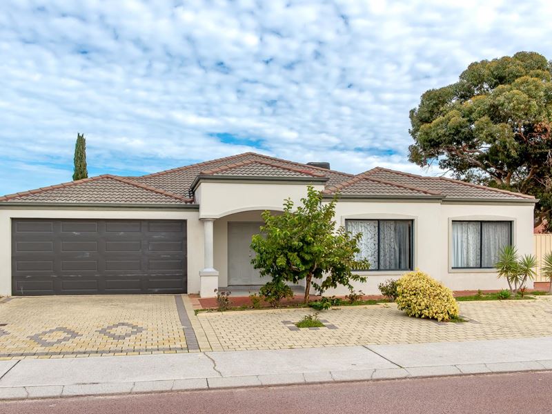 25 Lareema Gardens, Banksia Grove WA 6031