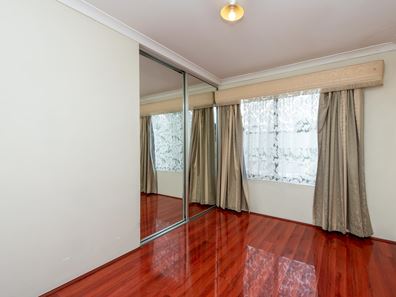 25 Lareema Gardens, Banksia Grove WA 6031