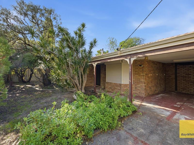 4 Werndley Street, Armadale WA 6112