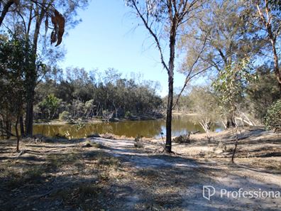 11 Doyle Road, Arthur River WA 6315