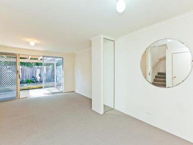 13/3 Rockett Lane, Cottesloe WA 6011