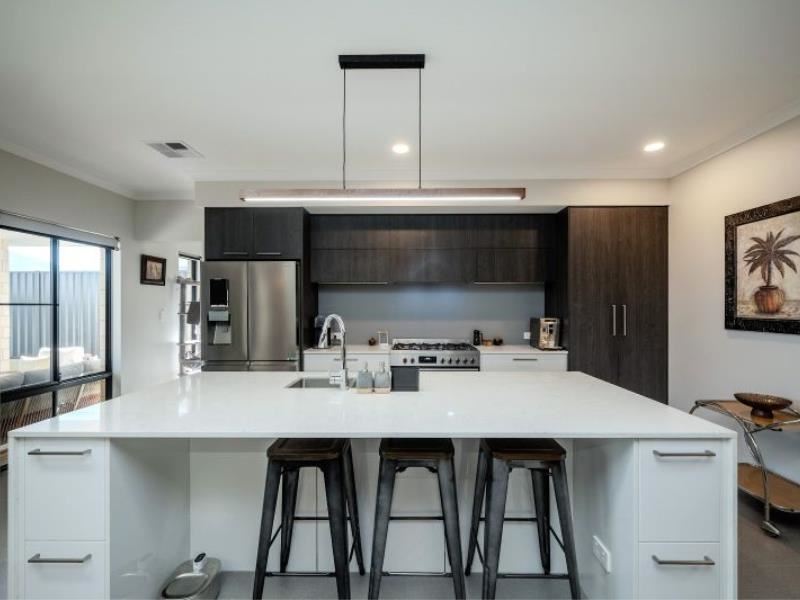 12 Neon Lane, Eglinton WA 6034