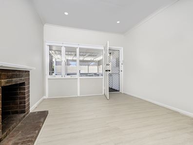 15 Cassia Street, Rangeway WA 6530
