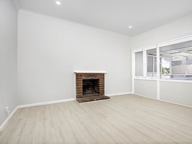 15 Cassia Street, Rangeway WA 6530