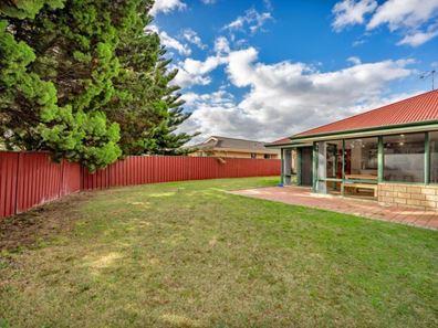 1 Melbourne Close, Port Kennedy WA 6172