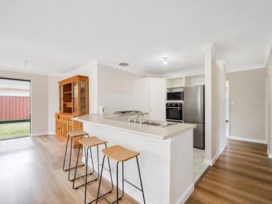 1 Melbourne Close, Port Kennedy WA 6172