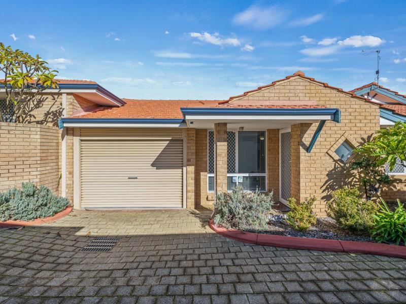 2/45 Foss Street, Bicton WA 6157