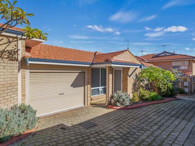 2/45 Foss Street, Bicton WA 6157