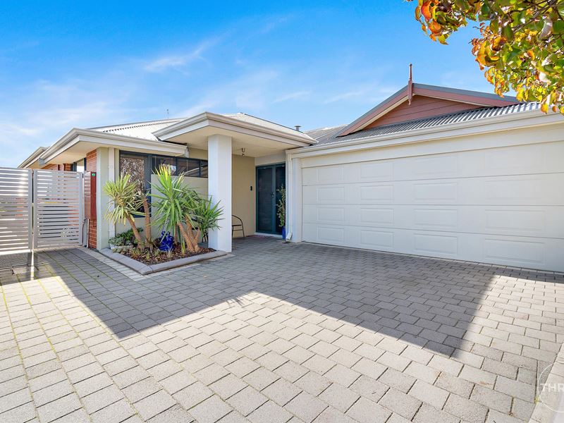 26 Petrona Crescent, Piara Waters WA 6112