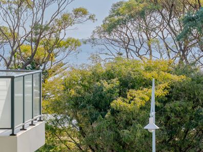 9/59 Rockingham Beach Road, Rockingham WA 6168