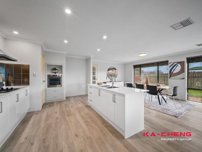 28 Lookout Circle, Ellenbrook WA 6069