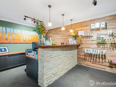 85 Carinyah Rd, Pickering Brook WA 6076