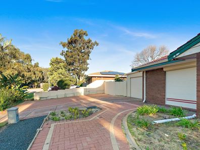 70 Parkway Road, Bibra Lake WA 6163