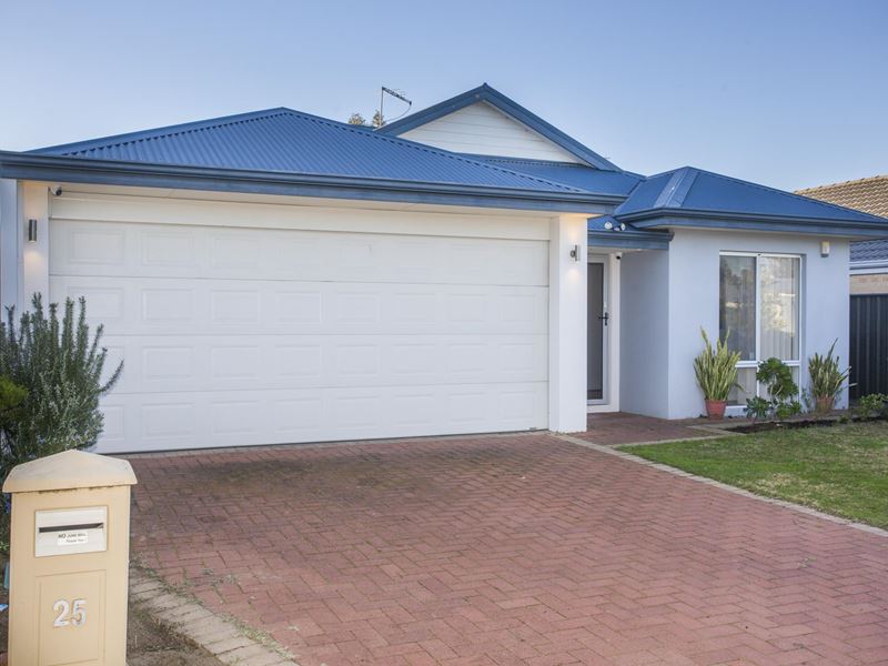 25 Bellas Circuit, Piara Waters WA 6112