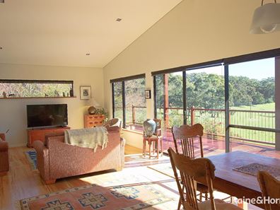 96 Suttons Road, Scotsdale WA 6333