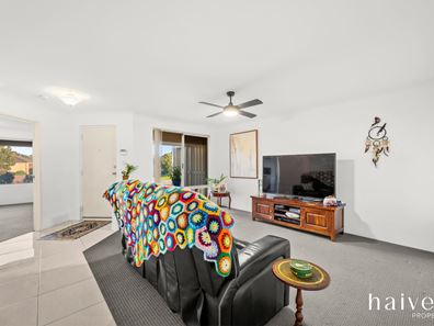 6 Taunton Mews, Leda WA 6170