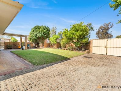 5/8 Falcon Court, Willetton WA 6155