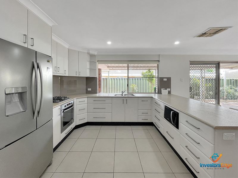 55 Fairfield Gardens, Canning Vale WA 6155