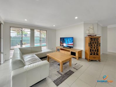 55 Fairfield Gardens, Canning Vale WA 6155
