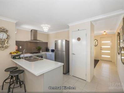 4 Counter Way, Alkimos WA 6038