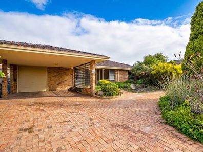 2B Congdon Way, Booragoon WA 6154