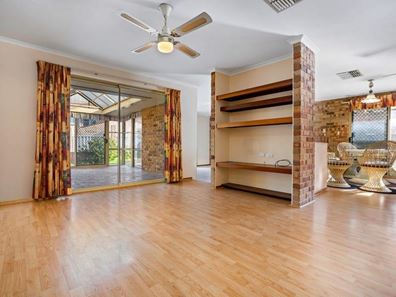 2B Congdon Way, Booragoon WA 6154