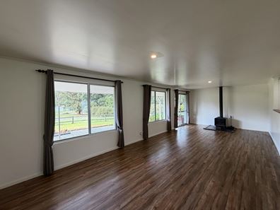 10 Walford Road, Kalgan WA 6330