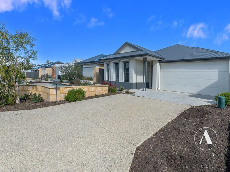 10 Playground  Drive, Ferndale