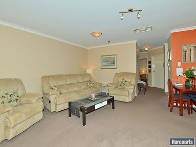 8 Cassia Street, Greenfields WA 6210