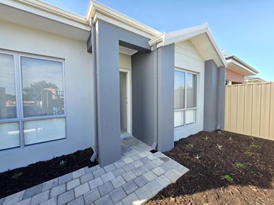 80 Brilliant Blvd, Mandogalup WA 6167