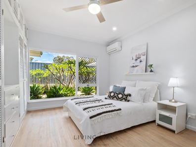 Room/4  48 Coolabah Way, Forrestfield WA 6058