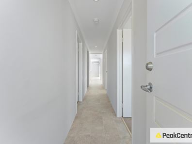 50 Bottlenose Circuit, Waikiki WA 6169