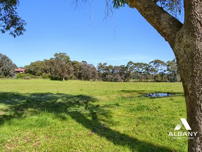 Lot 100 Lower Denmark Road, Robinson WA 6330