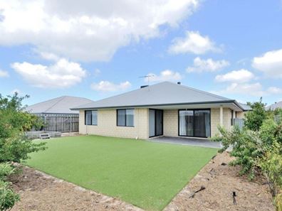 6 Hedlow Way, Ellenbrook WA 6069