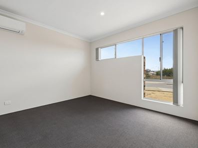 27 Rockwattle Drive, Henley Brook WA 6055